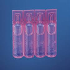Flacons de solution d'irrigation saline